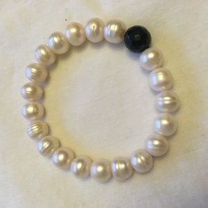 Freshwater Pearl Stretchy Bracelet